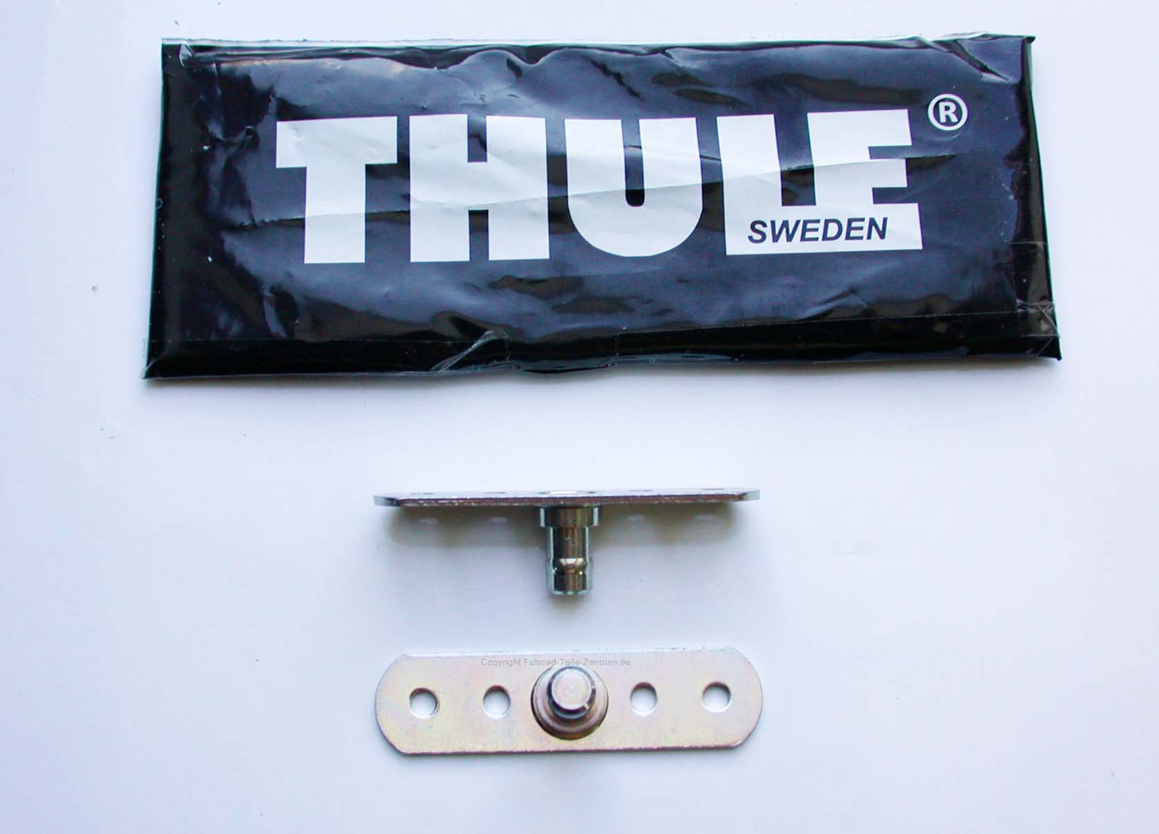 thule-halter-dachbox-innen